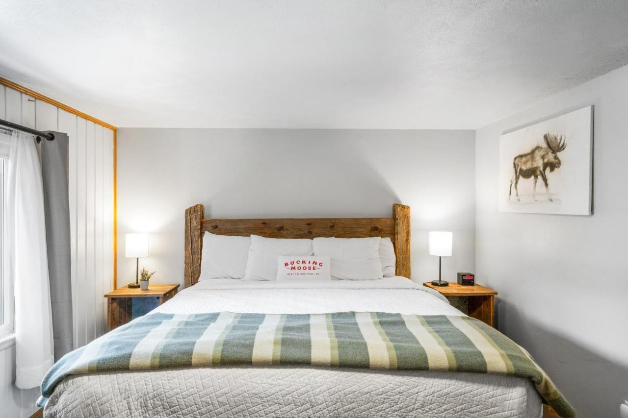 The Bucking Moose Hotel West Yellowstone Bagian luar foto