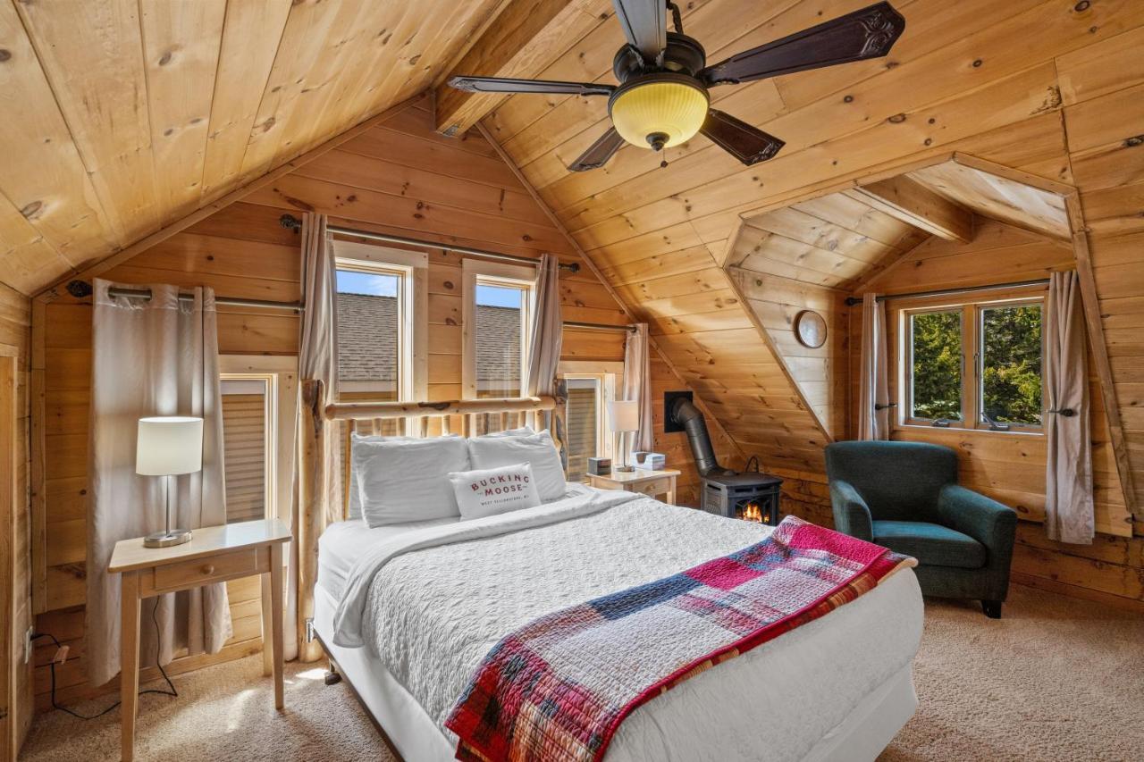 The Bucking Moose Hotel West Yellowstone Bagian luar foto