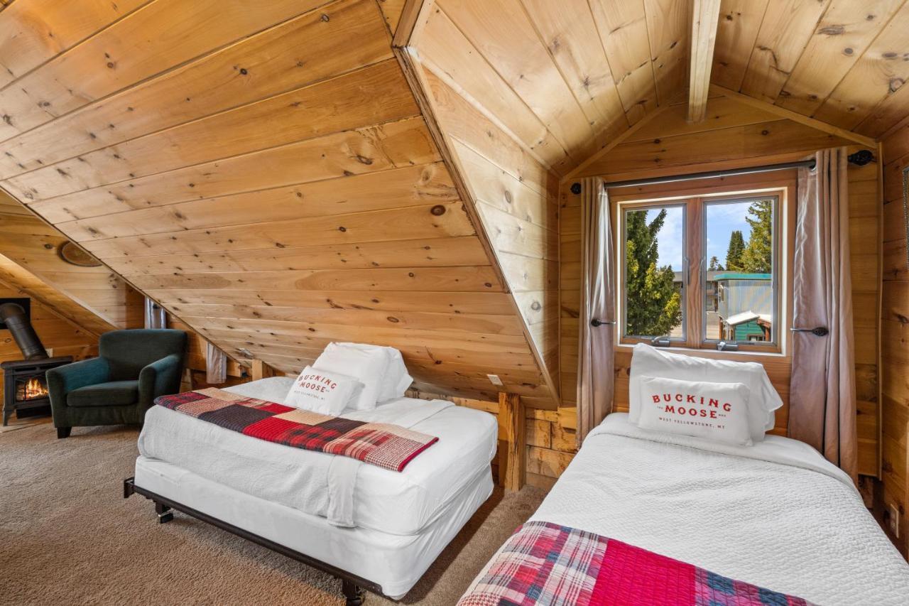 The Bucking Moose Hotel West Yellowstone Bagian luar foto